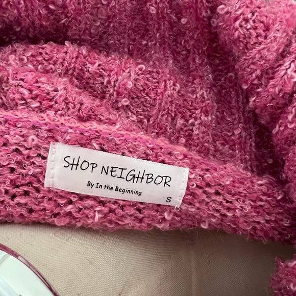 Shop Neighbor Chic Pink Turtleneck Fringe Cropped Sweater - Picture 4 of 4